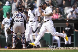 MLB 황당 끝내기…심판 마스크 때린 투수의 '강속구 폭투'
