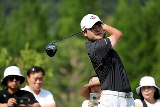 '진기명기' 이재경, KPGA선수권 1R에서 퍼터로 벙커 탈출