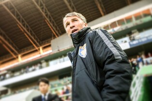 K League giants Jeonbuk appoint Dan Petrescu as new head coach