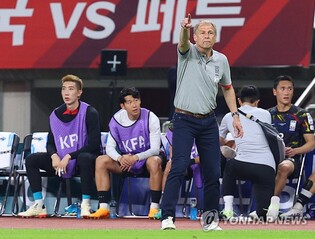 Klinsmann defends use of players facing discipline for racist comments