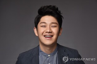 Singer Choi Sung-bong dies in apparent suicide