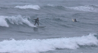[Moment to Focus] Surfing off Jeju