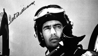 '마지막 4할 타자' 테드 윌리엄스 7월의 6·25전쟁 영웅 선정