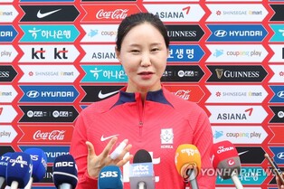 Veteran goalkeeper driven by sense of urgency in likely World Cup swan song