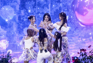 Performance photos of Nmixx during media showcase of 'A Midsummer Nmixx's Dream'