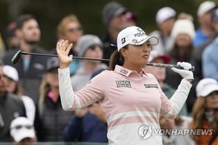 고진영, 컷 탈락 아픔 씻고 시즌 3승 사냥…다나오픈 첫 출전