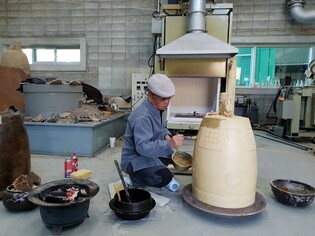 진천서 한국 전통방식 범종 제작 시연행사 열려