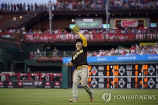 샌디에이고 김하성, 후반기 첫 경기에서 '적시타+호수비'