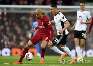 사우디축구 알이티하드, 리버풀 '특급 MF' 파비뉴도 모셔간다