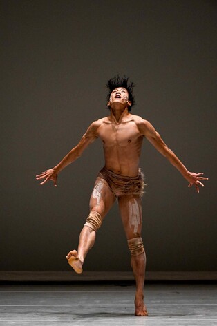 제20회 서울국제무용콩쿠르 그랑프리에 김영웅