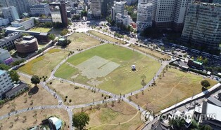 Late Samsung head's art collection museum passes feasibility review