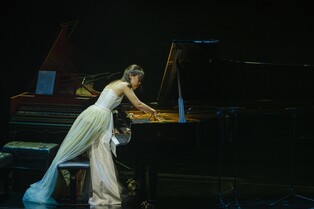 가야금 뜯듯 피아노 두드린 손열음…대금과 환상 콜라보