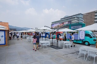 "서울 '비치'서 더위 식혀요" 도심 곳곳 물놀이장 개장