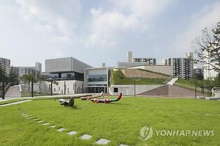 북서울미술관 개관 10주년…기념전 '앤솔러지: 열개의 주문'