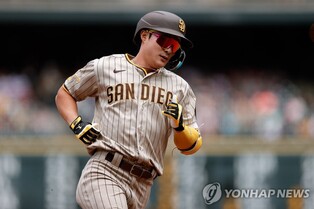 '선두타자 홈런' 김하성, 시즌 15호포…4출루 맹활약