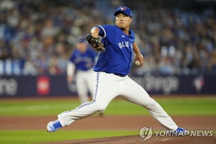 체인지업으로 헛스윙 5개 유도…류현진 수술 전과 가까워진 구위