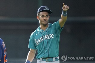 시애틀 로드리게스, 알투베 2천 안타에 '찬물'…4경기 17안타쇼(종합)
