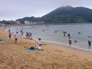 경남 해수욕장 60만명 방문하고 폐장…장마·태풍 영향 감소