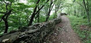 무주군, 적상산성 성벽 보수 추진…"원형 복원이 목표"