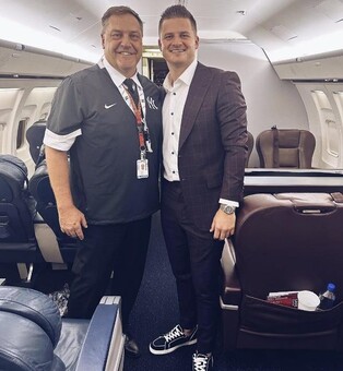 MLB 양키스, 선수 아버지가 조종한 전세기 타고 이동