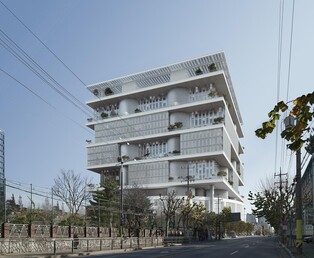 '엄근진' 서울에 혁신 건축물…피라미드형 정원·백자 디자인