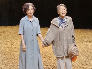 배우 윤석화, 연극 '토카타' 우정출연…"암만 빼면 건강해요"