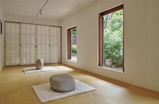 조각가 한용진이 돌에 기록한 예술 세계…최순우 옛집서 전시