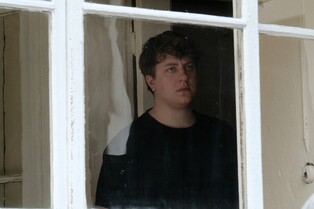 에고이스트는 좋은 글을 쓸 수 있을까…영화 '어파이어'