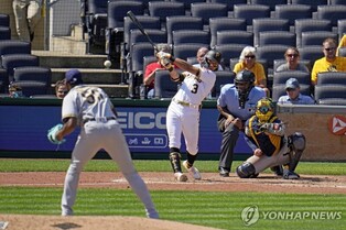 피츠버그 배지환, MLB 첫 3루타로 결승 타점