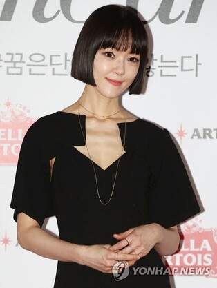 김윤아 측 SNS 논란에 "정치적 입장 아냐…환경오염 우려한 것"