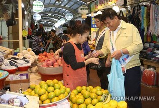동해시, 추석 물가안정 '총력'…20개 성수품 중점 관리