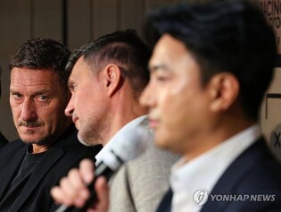 브라질·이탈리아·한국 레전드 올스타축구, 주최측 사정에 취소