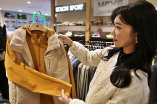 롯데백화점·아울렛, 가을·겨울 외투 최대 80% 싸게 판다