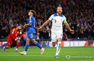 '케인 2골' 잉글랜드, 이탈리아 3-1로 꺾고 유로2024 본선 진출