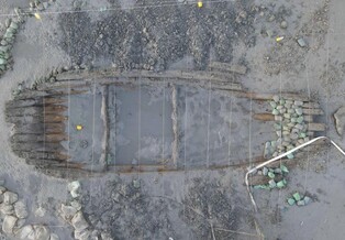 해남 해변서 발견된 고선박 정체는…"고려 곡물 운반선 가능성"