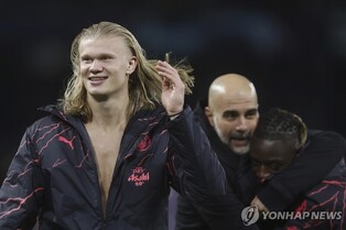 '멀티골' 홀란, UCL 골가뭄 해갈…맨시티 3연승 행진