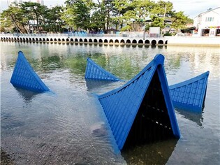 "가을바다와 미술을 함께 느껴 보세요"…일광해수욕장 '북적'