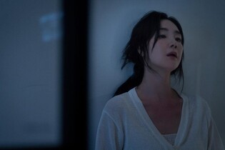 길에서 마주치는 타인이 공포가 돼버린 현실…영화 '뉴 노멀'