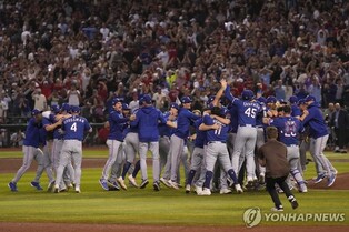 MLB 텍사스, 창단 62년 만에 첫 월드시리즈 제패(종합)