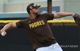 MLB 통산 464홈런 크루스 은퇴 선언…도미니칸리그서 은퇴 투어