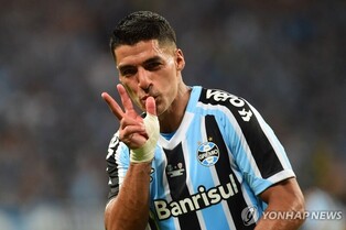 ESPN "수아레스, 메시와 인터 마이애미서 재회…1년 계약 합의"