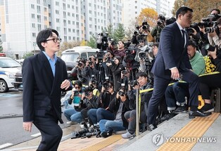 조사 마친 지드래곤 "시약검사 음성…믿고 기다려 달라"