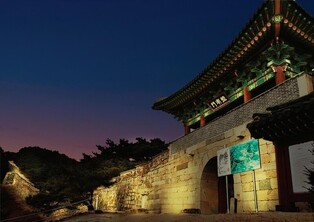 "청주의 밤을 즐기세요" 상당산성 등 곳곳 경관조명 설치