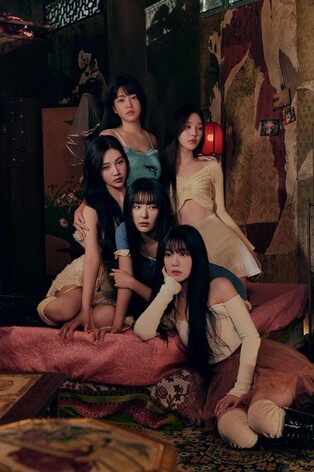 Red Velvet drops 3rd full-length album 'Chill Kill'