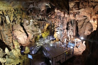 신라부터 근현대까지…울진 성류굴에 남은 명문 전수 조사한다