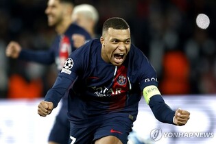 PSG, 뉴캐슬과 1-1 극적 무승부…음바페 추가시간 PK 동점골