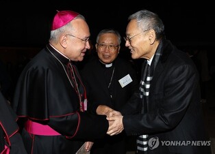 Culture minister to discuss exchanges with Vatican this week