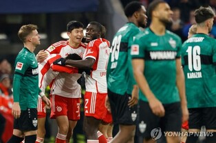 김민재, 코리안더비서 '데뷔골+데뷔도움'…뮌헨 3-0 대승(종합)