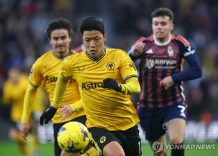 '2경기 침묵' 황희찬의 멈추지 않는 도전…EPL '두 자릿수 득점'