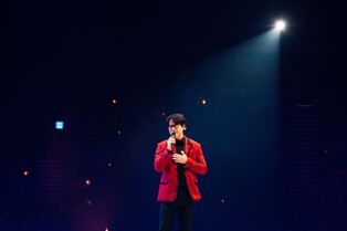 성시경 콘서트, KSPO돔서 3일 전석 매진 성황…"새해도 노력"